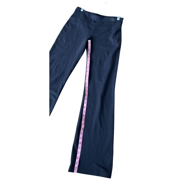 Prana flared bottom yoga pants‎ size medium - Picture 5 of 6